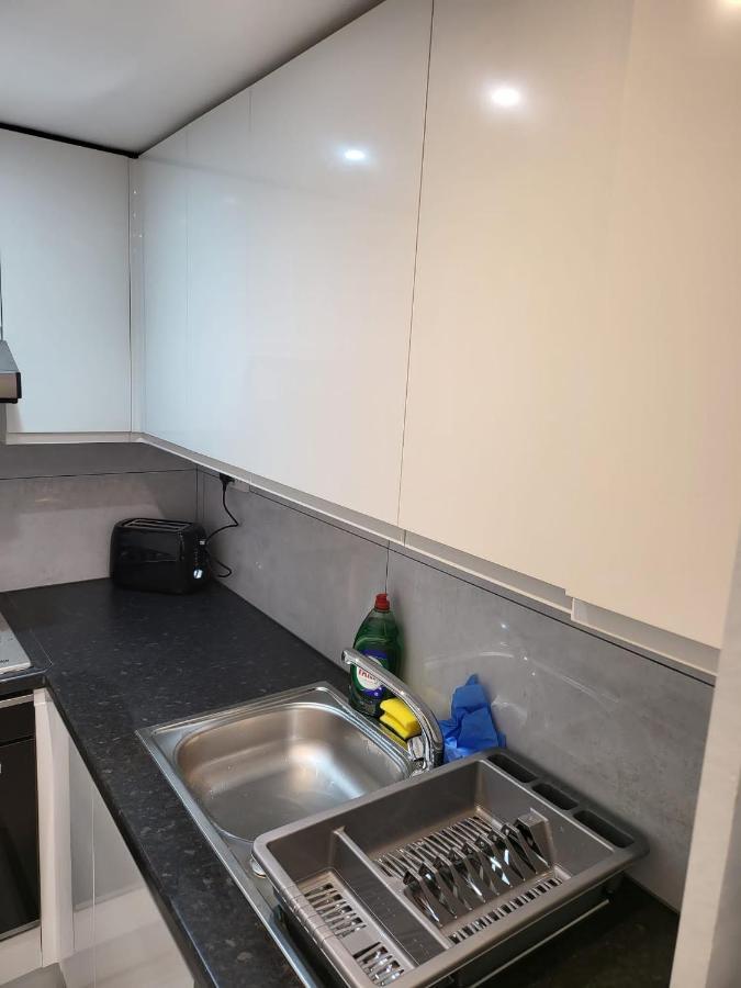 Fancy Basement Flat B Apartment London Ngoại thất bức ảnh